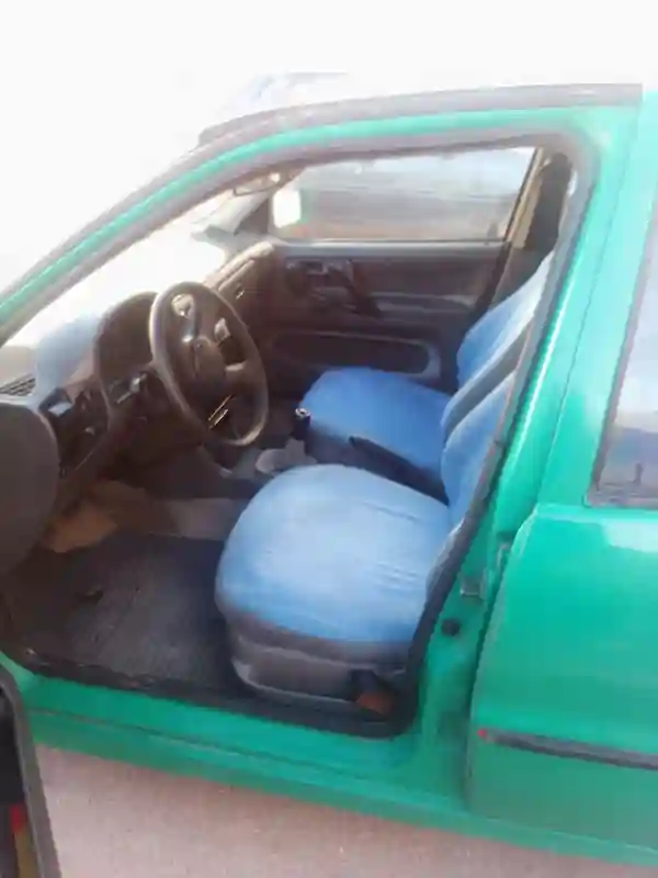 Volkswagen Polo Essence 1997 - Vue 1
