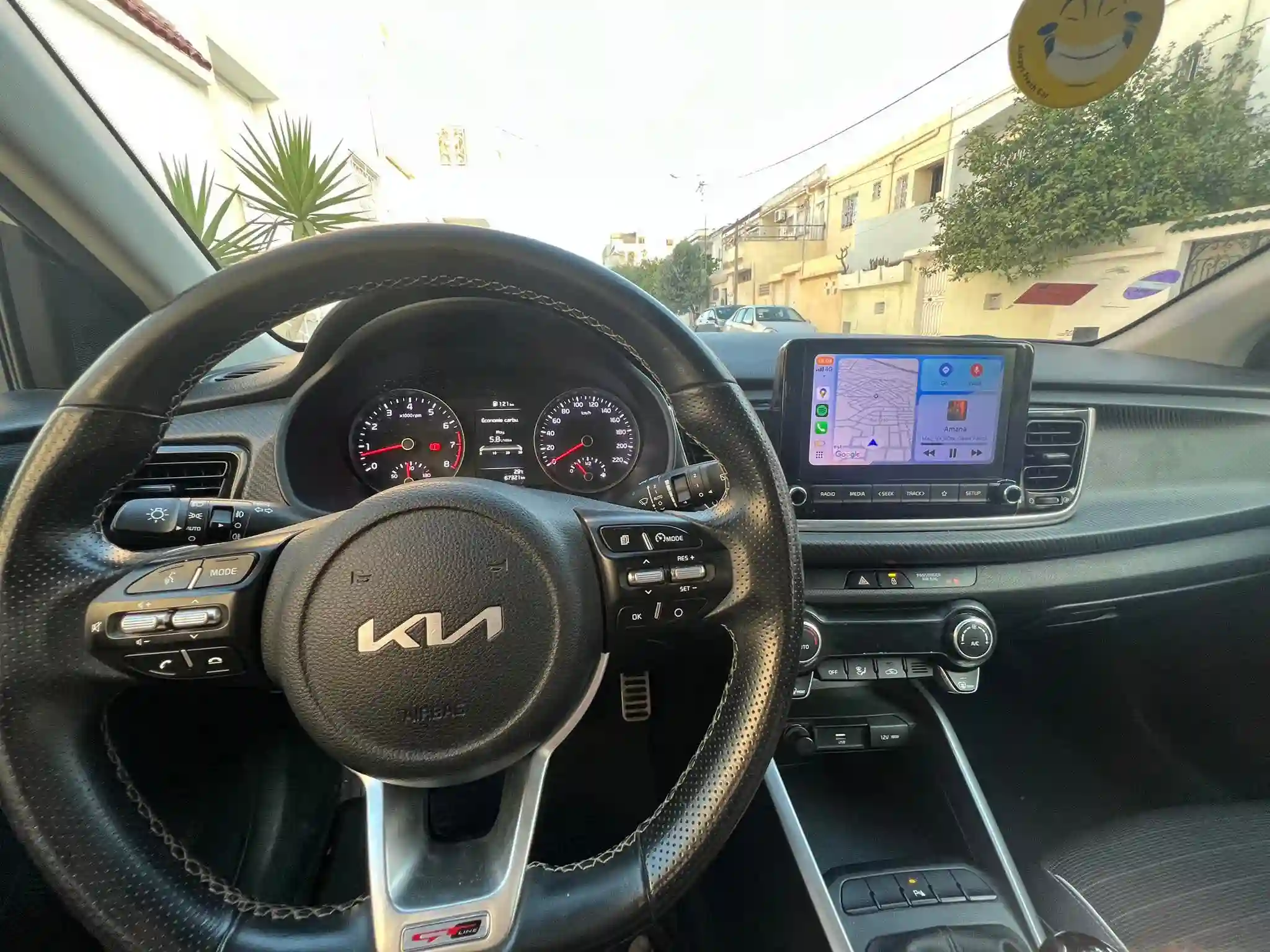 Kia rio gt Line à El Menzah 9 - Vue 2