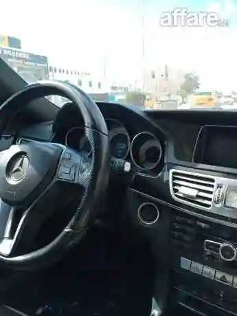 Mercedes E200 - Vue 1