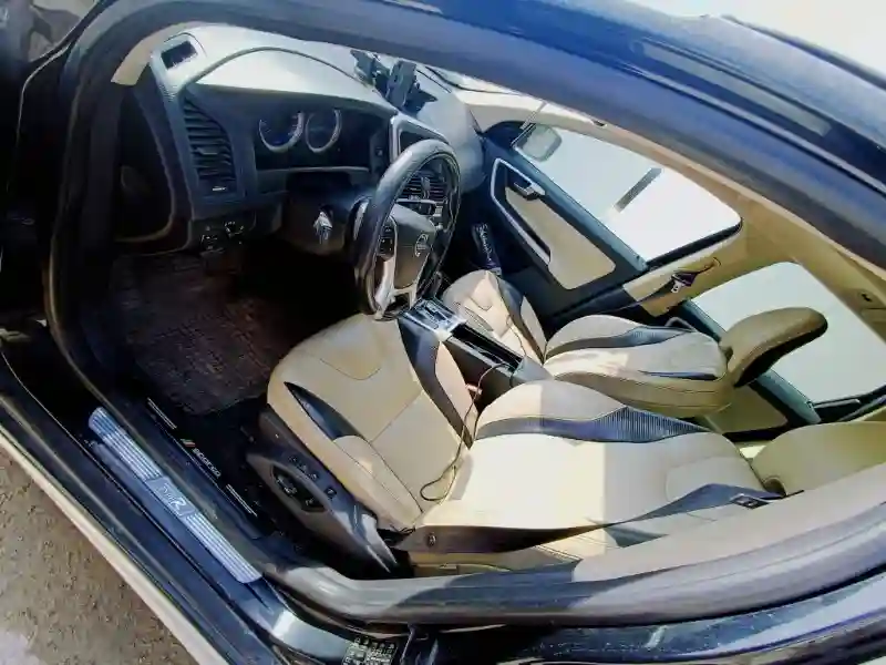 Volvo Xc60 Essence 2011 - Vue 7