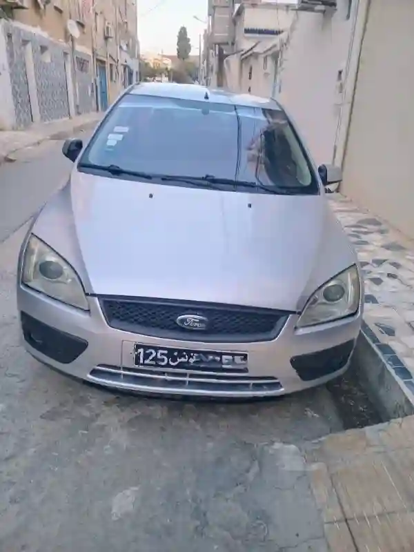 Ford Focus Essence 2006 - Vue 2