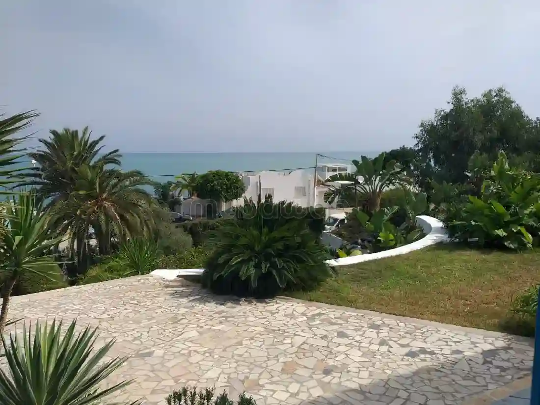 À Vendre à Gammarth Grande Villa vue sur mer - Vue 1