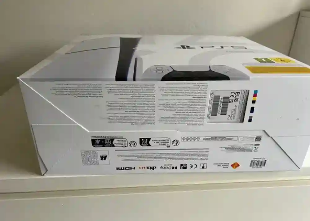 Ps 5 Neuve Avec Fifa 2024 à El Ksar - Vue 3