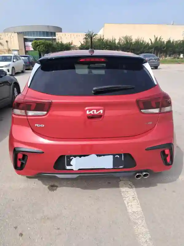 Kia RIO Essence 2021 - Vue 2