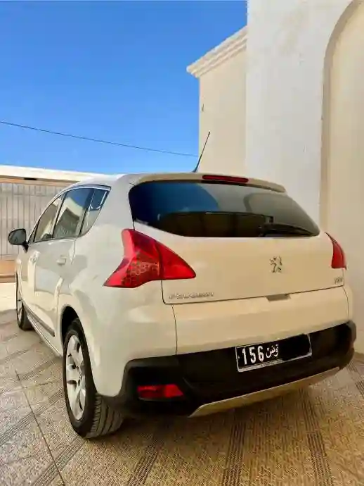 Peugeot 3008 Premium Blanc Nacré - Vue 2
