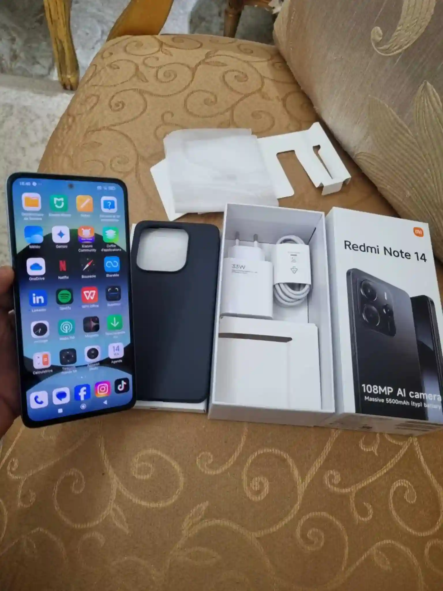 Redmi Note 14 - Vue 3