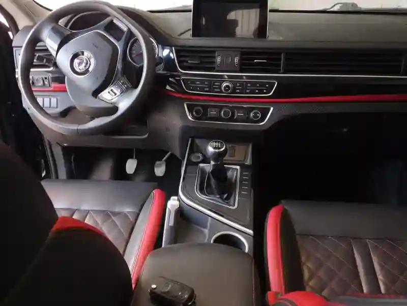 Voiture Dongfeng Sx3 À Vendre Avec Faible Kilométrage - Vue 1