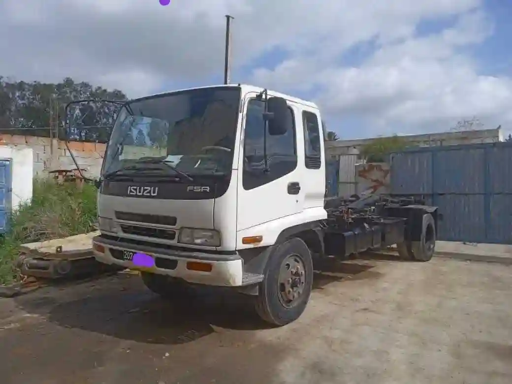 Camion Isuzu FSR à Vendre - Vue 8