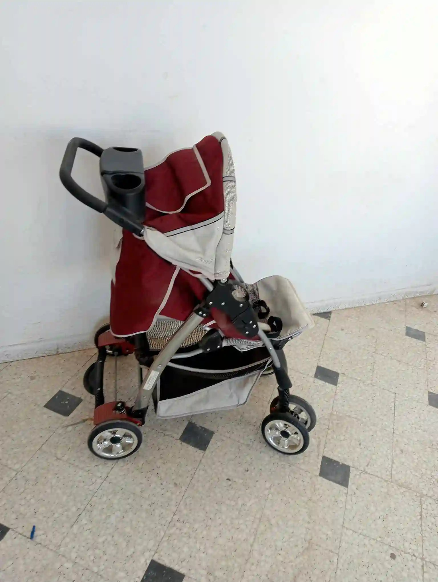 Poussette Bébé Occasion à Le Bardo - Vue 3