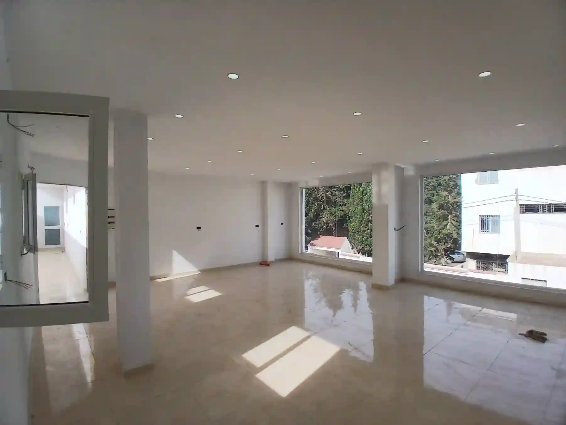 Louer Local Commercial Showroom - Vue 6