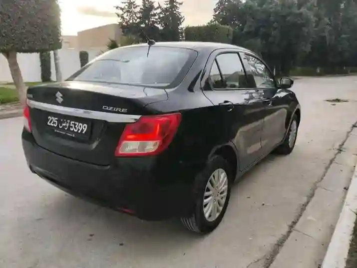Suzuki Dzire GL Première Main EN Excellent État - Vue 1