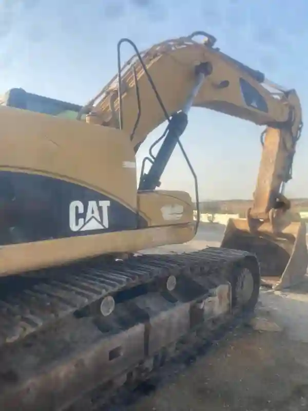 Pelle Hydraulique Caterpillar - Vue 3