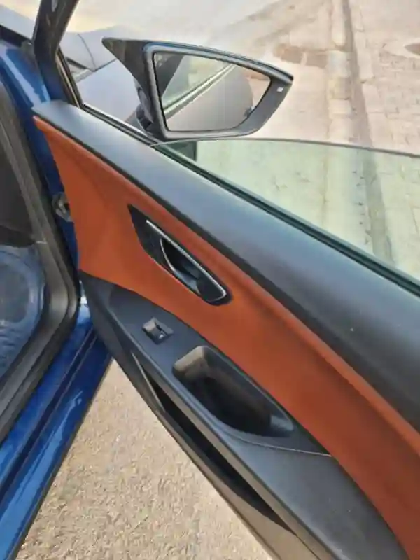Seat Leon Essence 2016 - Vue 1