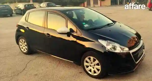 À Vendre Peugeot 208 - Noir 2019 - Vue 3