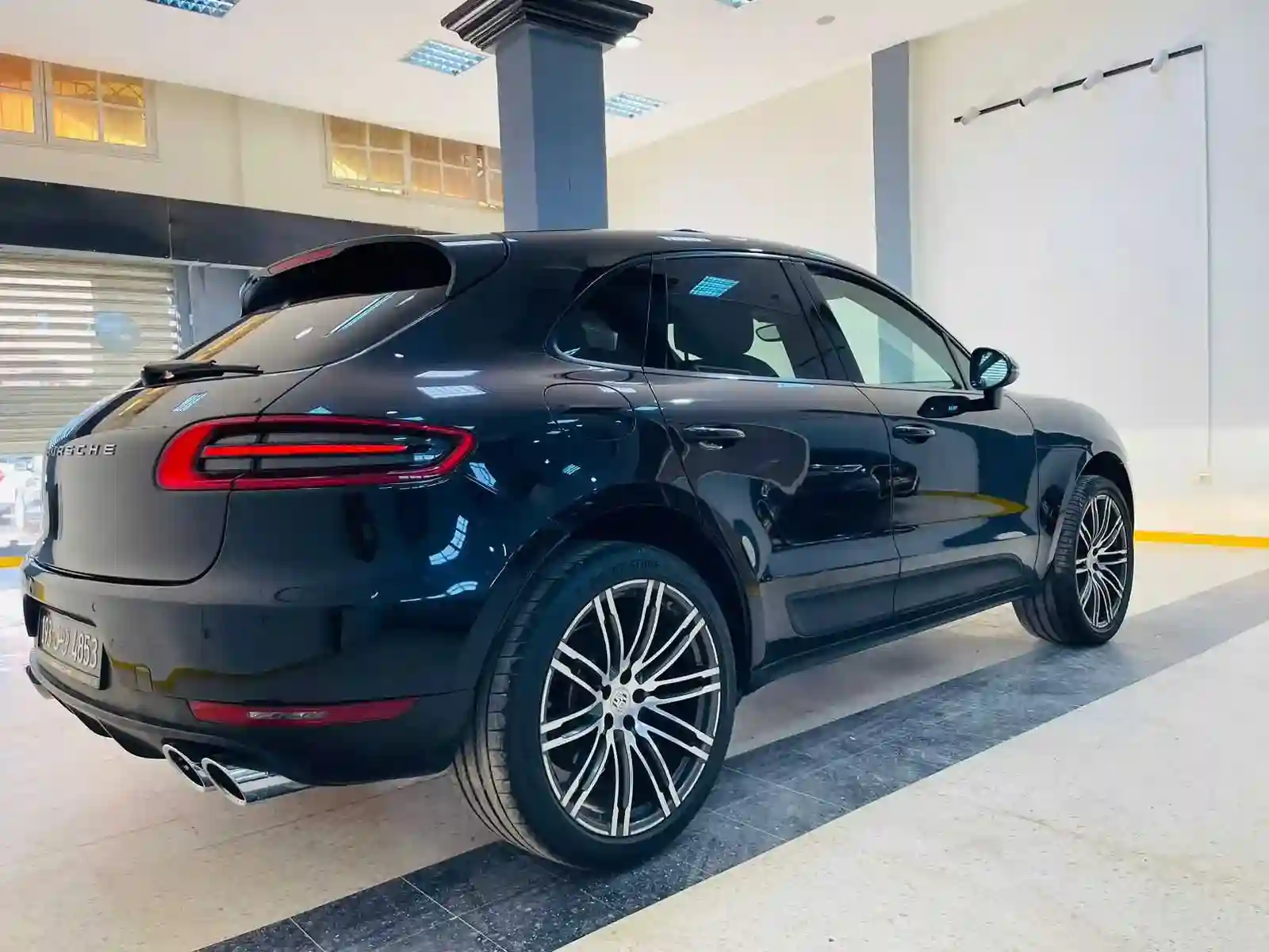 Porsche Macan - Vue 1