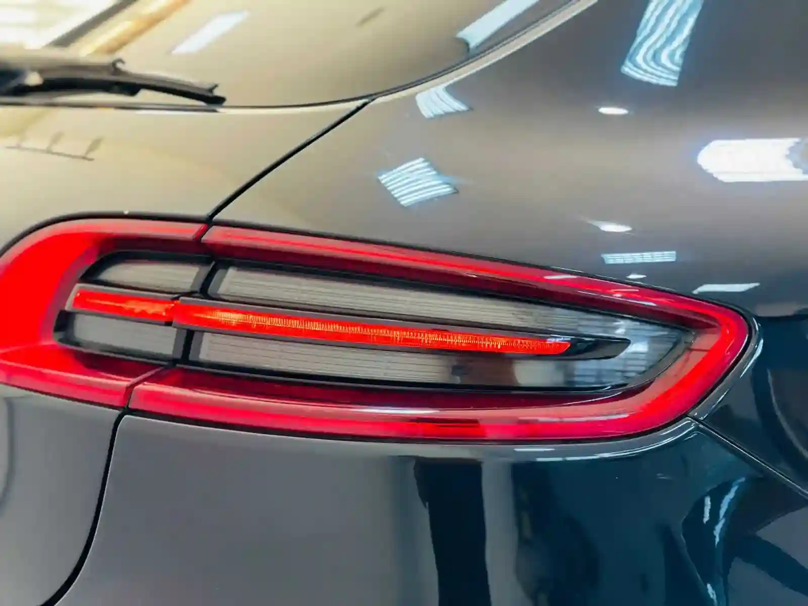 Porsche Macan - Vue 3