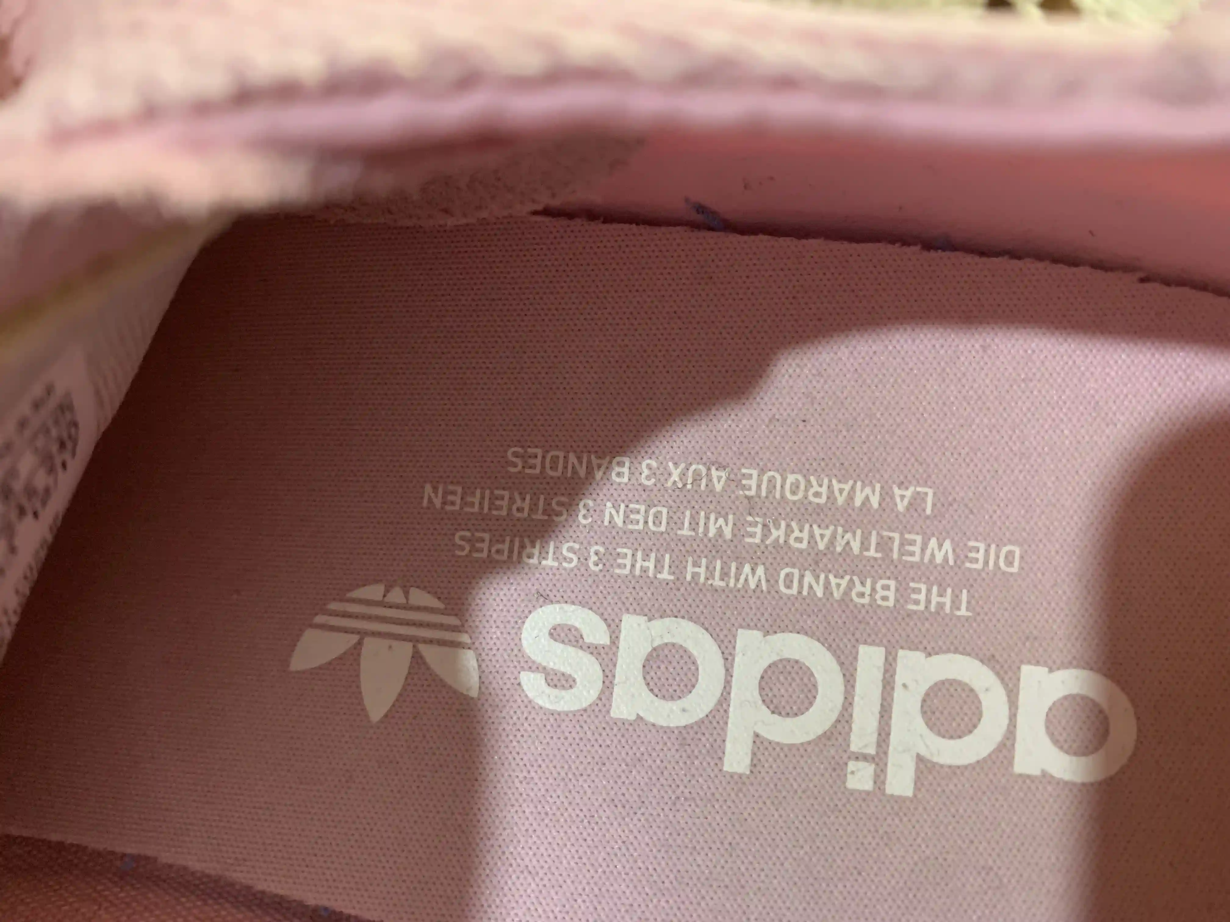 Basket Adidas Original à Le Bardo - Vue 2