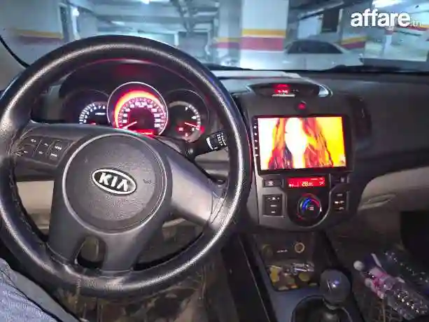 Kia Serato - Vue 2