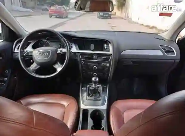 Audi A4 53532717 - Vue 3