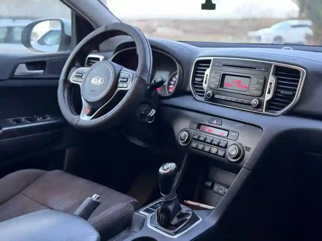 Kia Sportage 17l Diesel - Vue 4