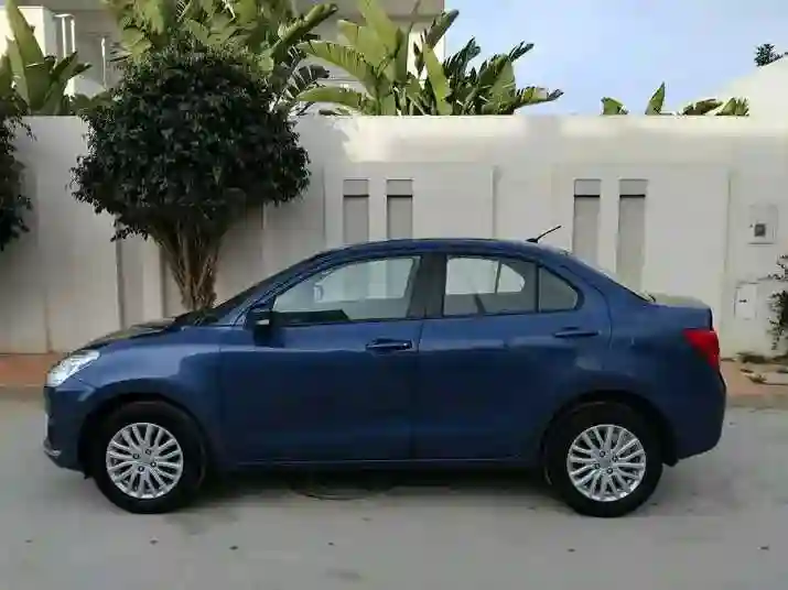 Suzuki Dzire GL Première Main EN Très BON État - Vue 8