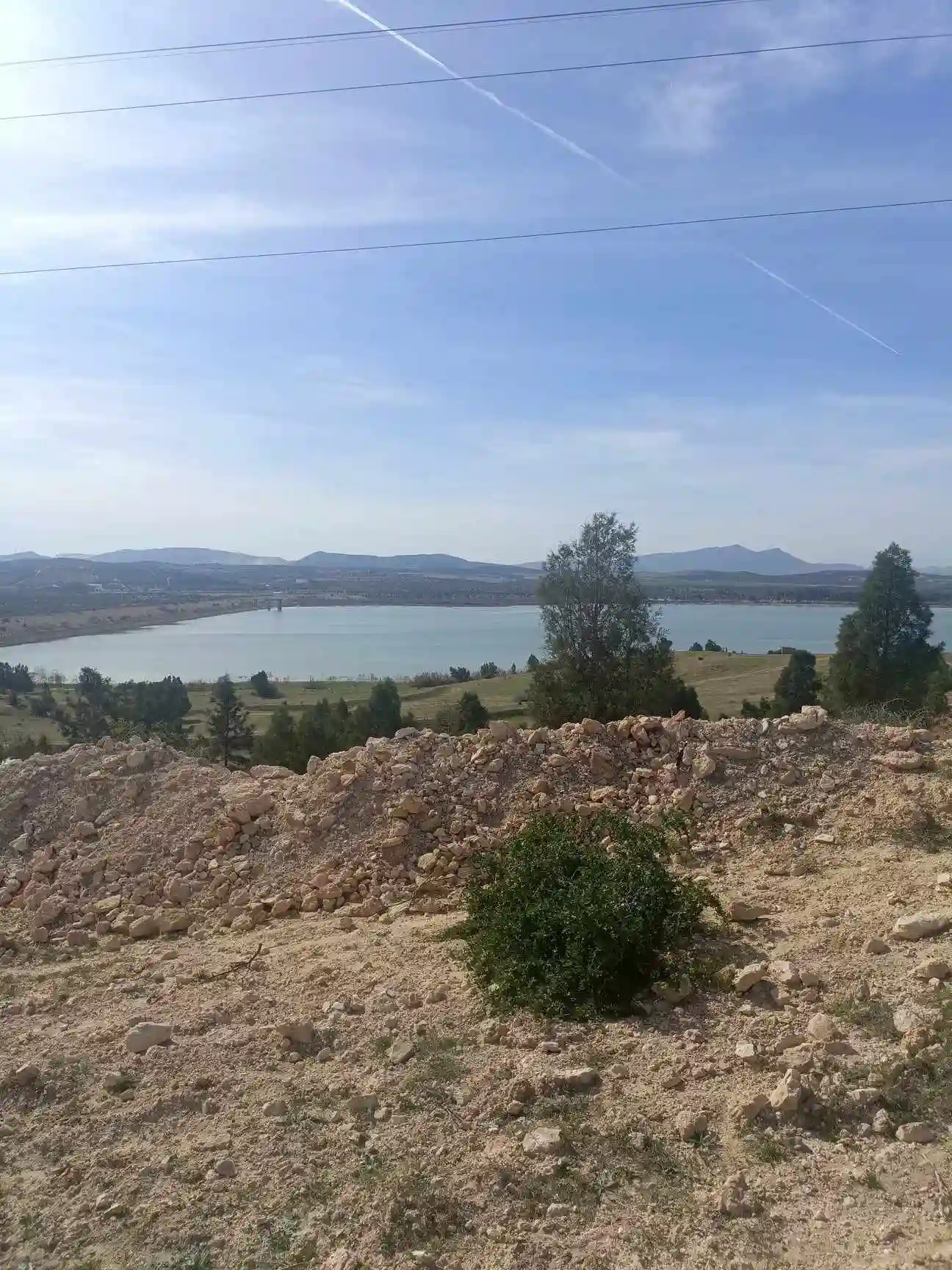 Av Terrain 29 Hectares nue sur la Route à Zaghouan - Vue 2