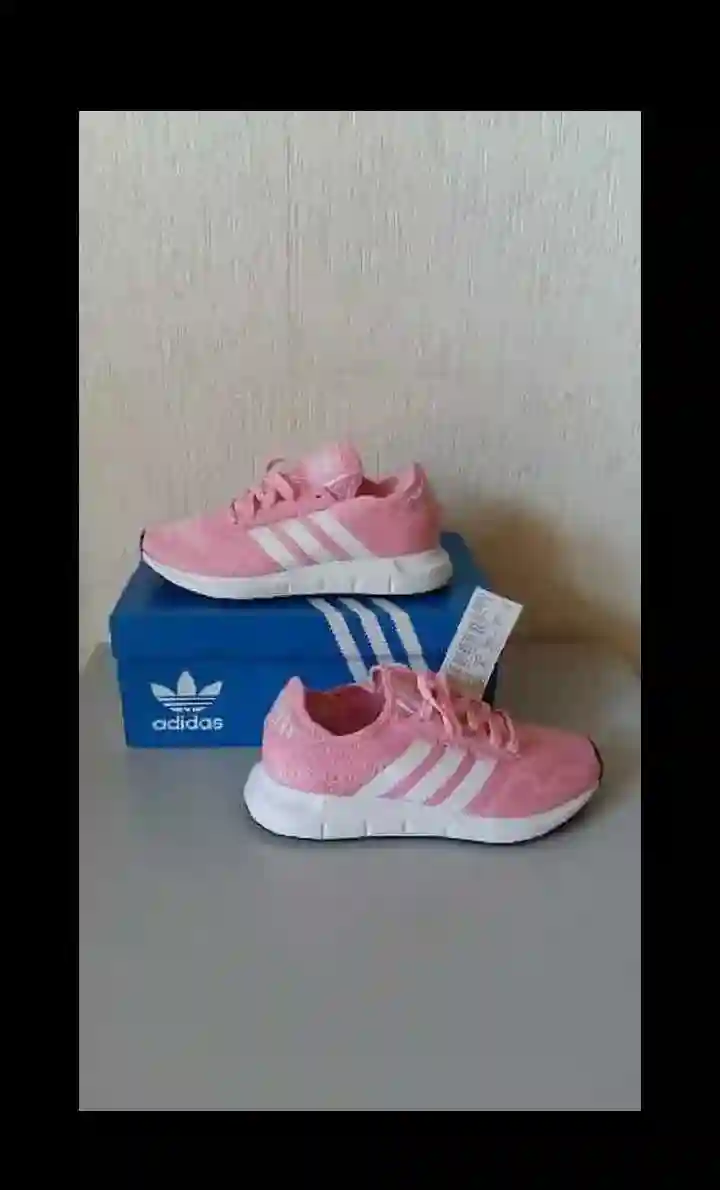Basket Adidas - Vue 1