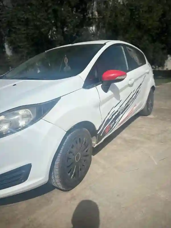 Ford Fiesta Essence 2014 - Vue 4