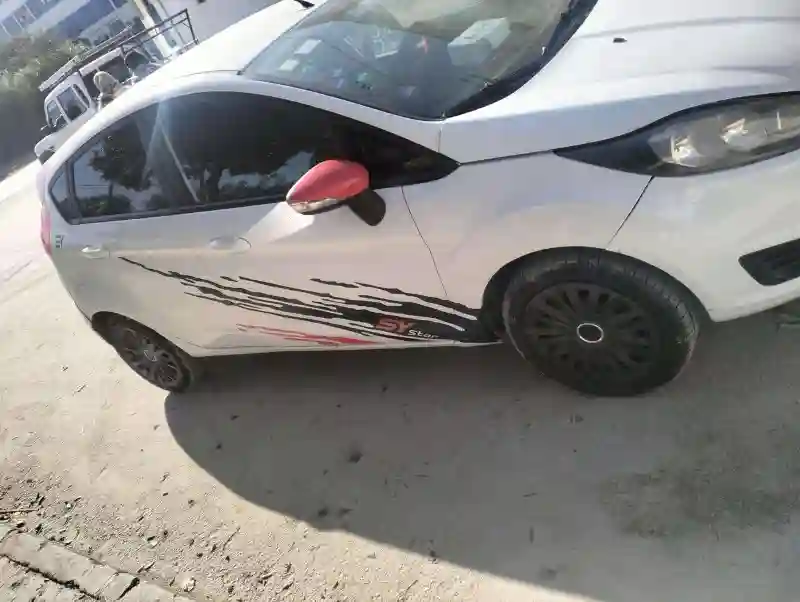 Ford Fiesta Essence 2014 - Vue 5