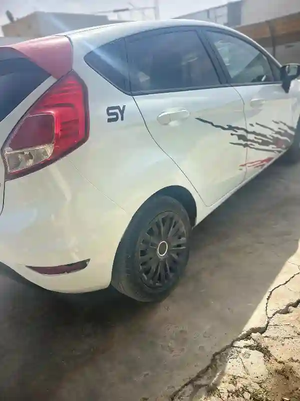 Ford Fiesta Essence 2014 - Vue 6