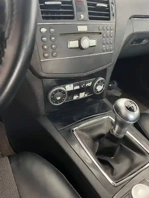 Mercedes 200 Diesel 2007 - Vue 1