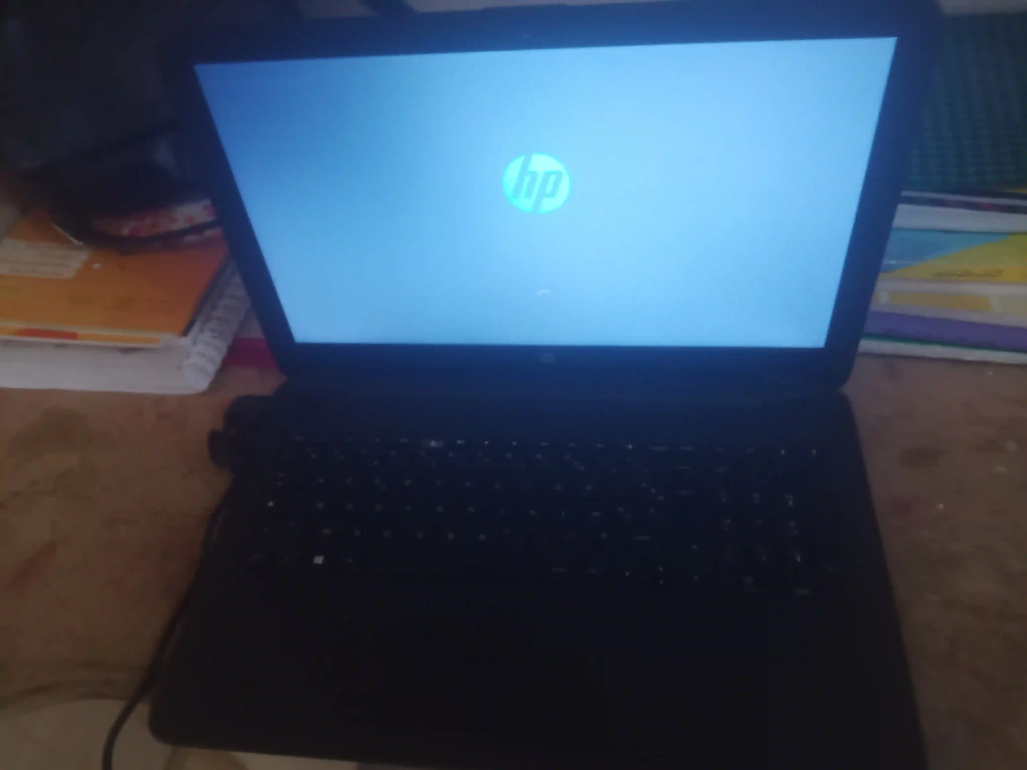 Ordinateur pc Portable en Bonne Ocasion à Ariana Ville - Vue 1