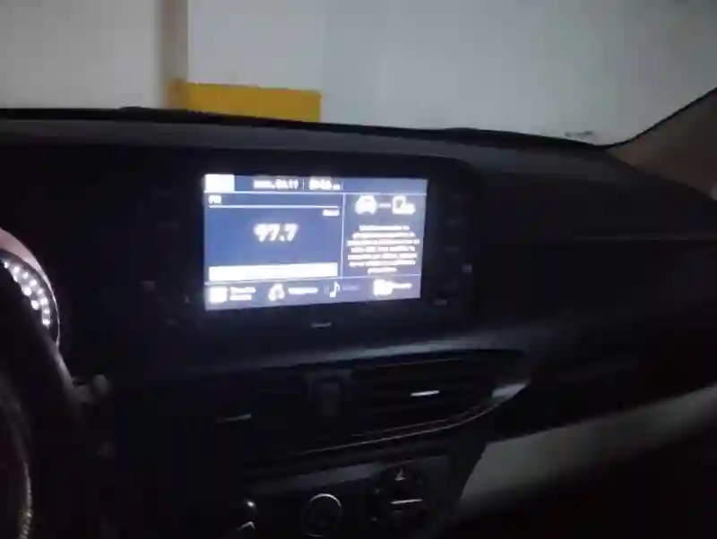 Hyundai I10 Societe Essence 2021 - Vue 1