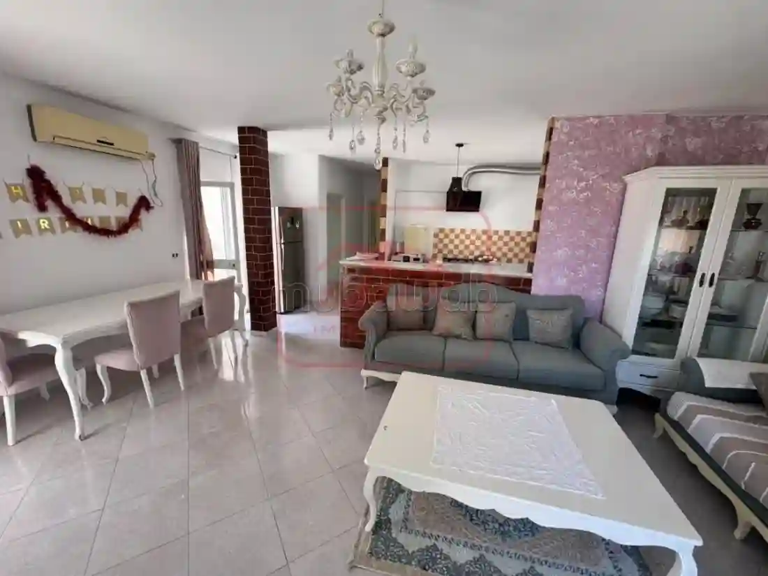 A Louer Etage de Villa Meublé Au Début De Corniche - Vue 3