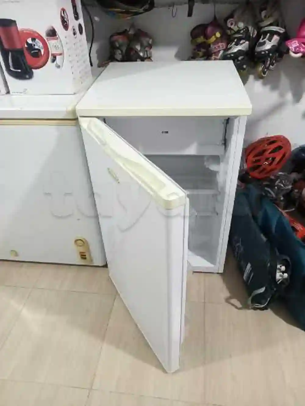 Mini Réfrigérateur King Dhome Importé État Comme Neuf - Vue 4