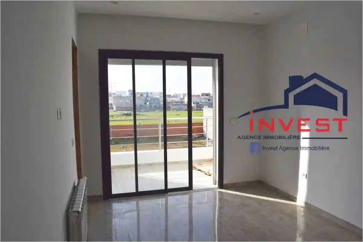 à Vendre – Duplex à Bhar Lazreg Avec Jardin - Vue 2