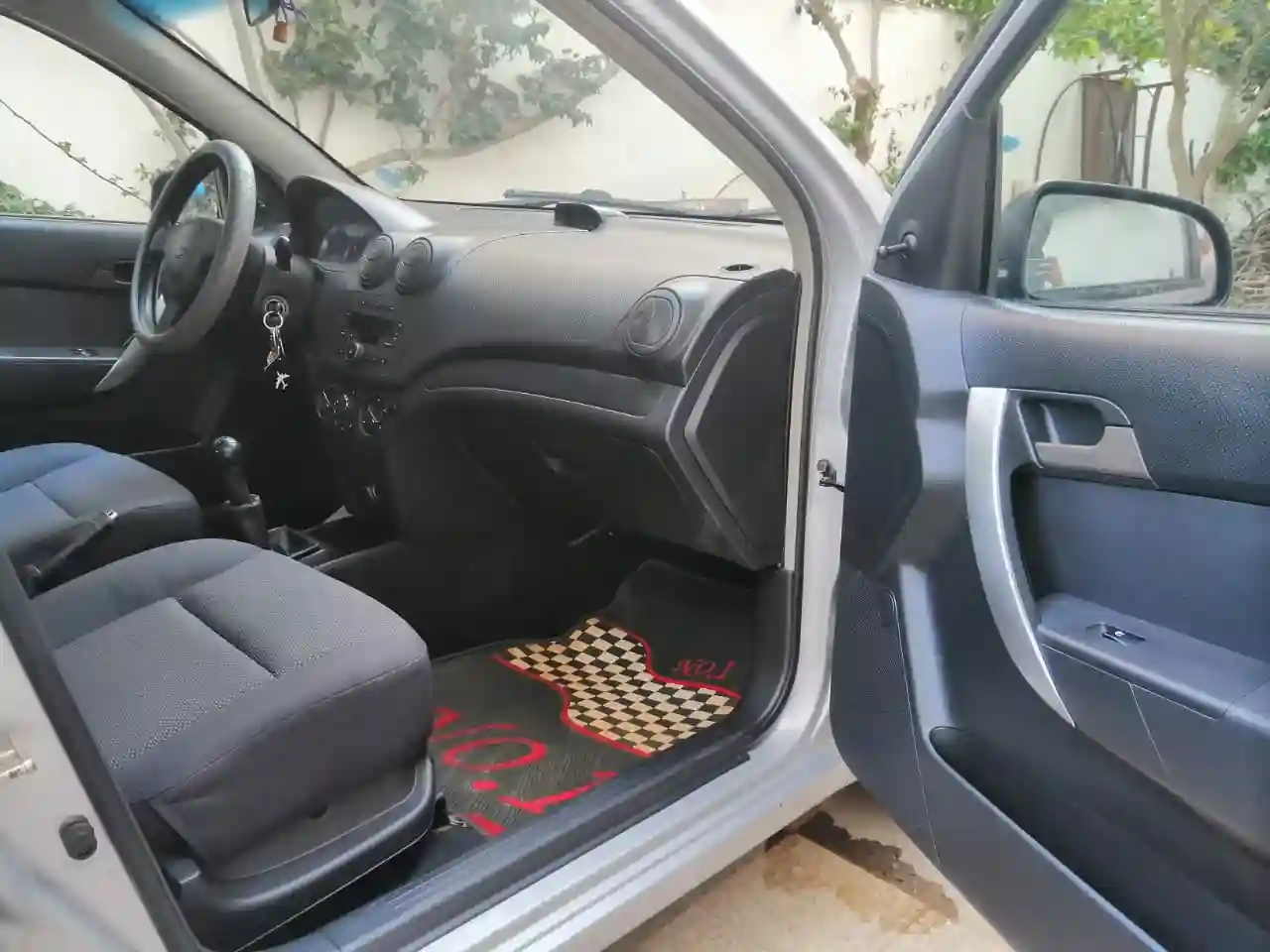 Chevrolet Aveo ls à Borj Louzir - Vue 2