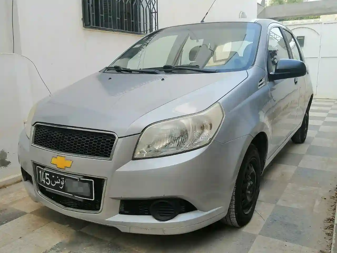 Chevrolet Aveo ls à Borj Louzir - Vue 3