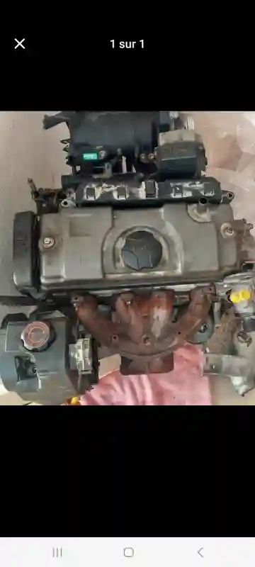 Moteur Peugeot 206 Avec Boîte Et Accessoires - Vue 1