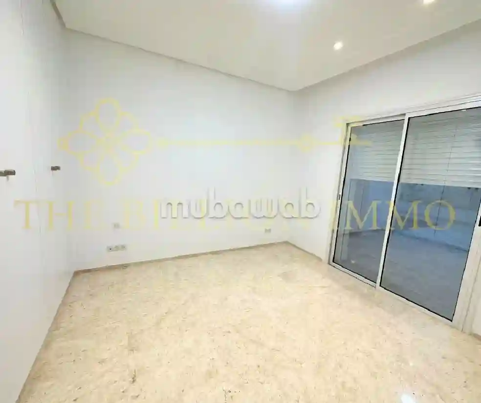 S3 Neuf Avec Piscine et Jardins à Gammarth - Vue 3