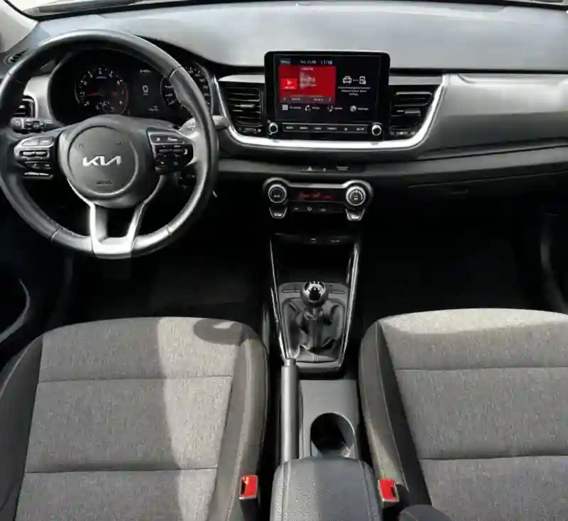 Kia Autre Essence 2022 - Vue 2