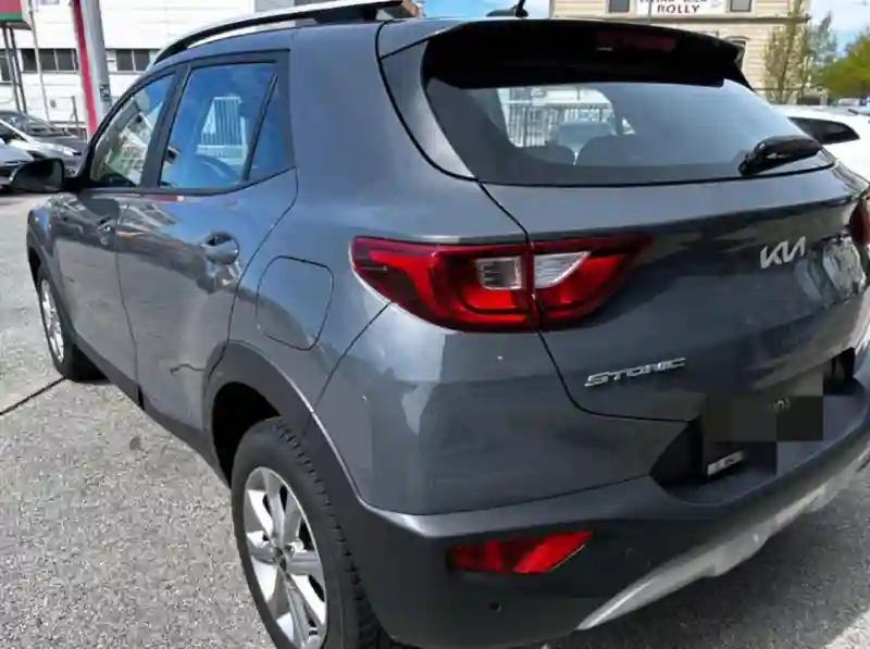Kia Autre Essence 2022 - Vue 5