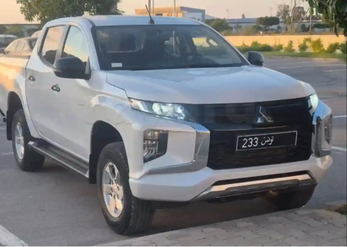 Mistsubishi L200 did Boite Auto à Cite Ennasr 2 - Vue 2