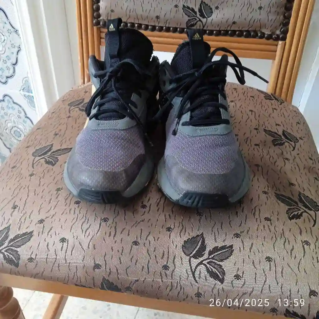Adidas - Vue 2