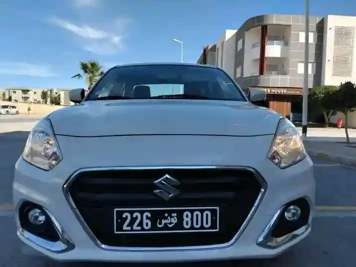 Suzuki Dzire GL EN État Neuf - Vue 2