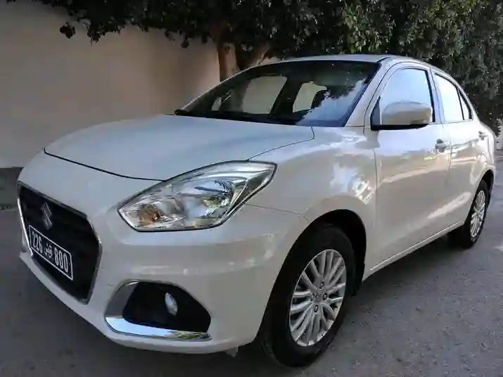 Suzuki Dzire GL EN État Neuf - Vue 4