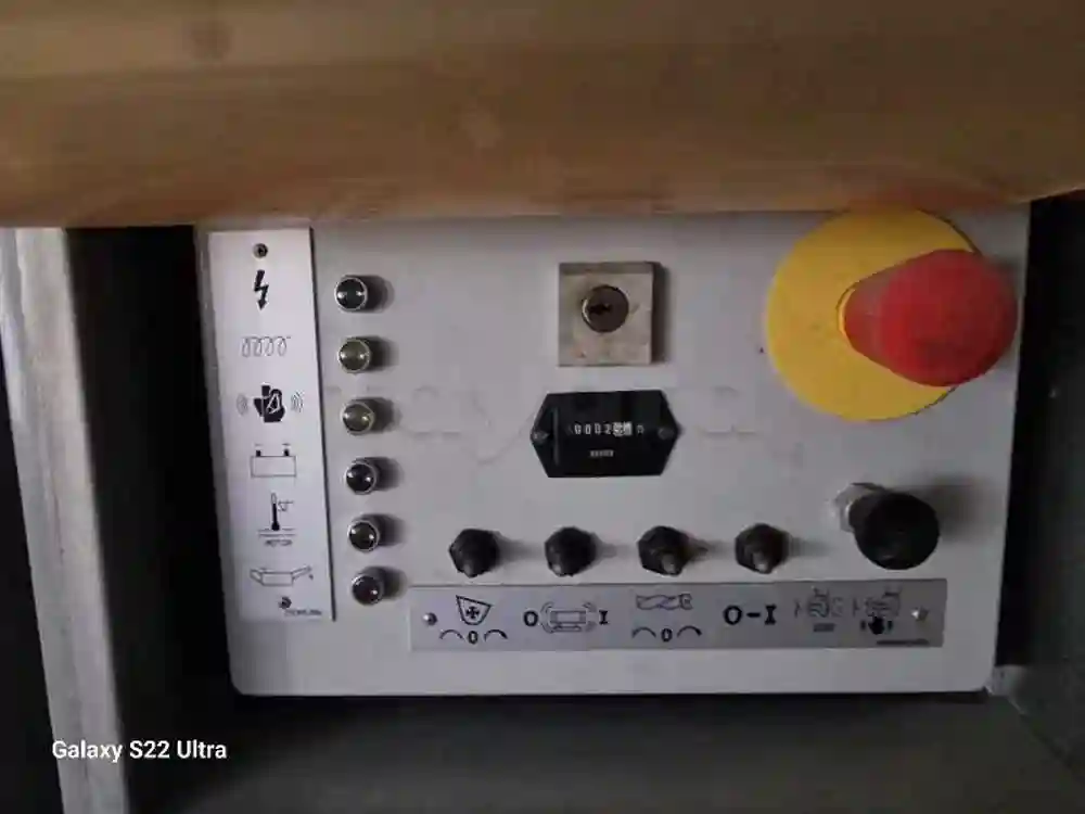 Une Machine à Projeter Type Sp11 Putzmeister - Vue 2