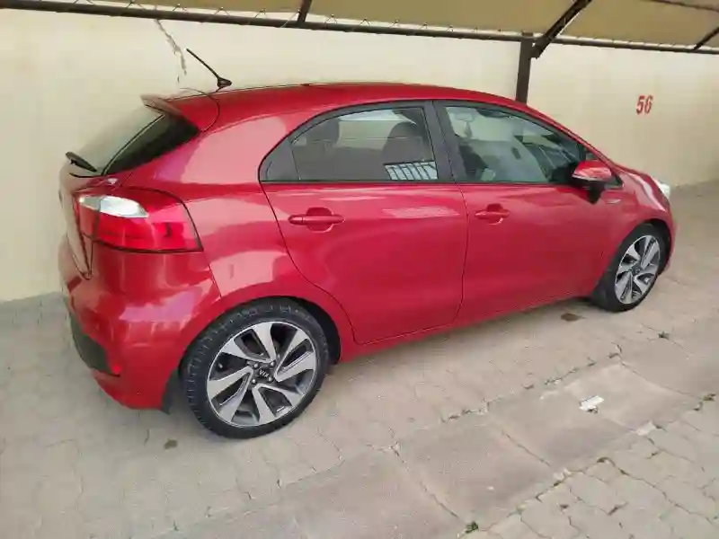 Kia RIO Essence 2017 - Vue 1