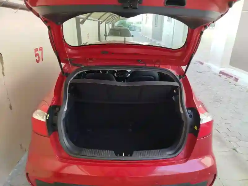 Kia RIO Essence 2017 - Vue 2