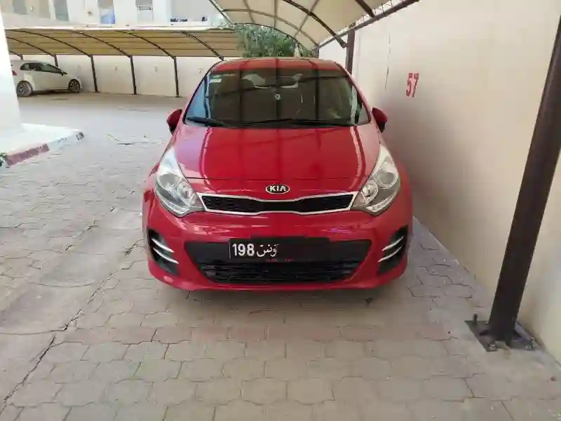 Kia RIO Essence 2017 - Vue 4